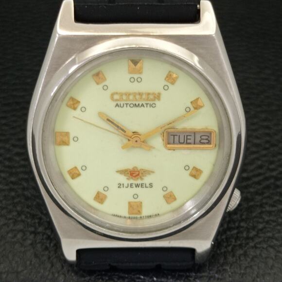 Vintage 1976 Citizen Automatic Mens Silver Watch W/daydate & Radium accents - Picture 4 of 9